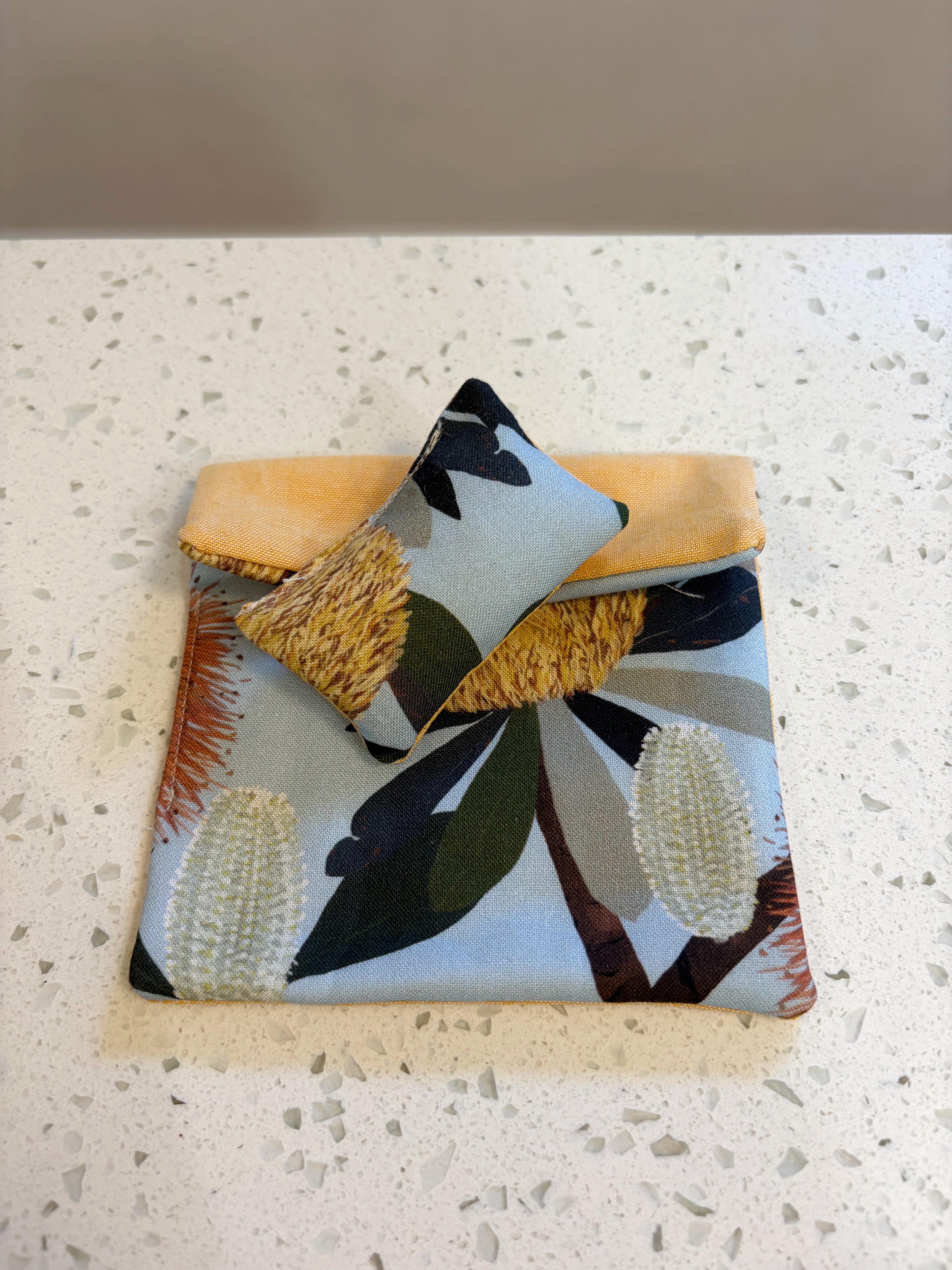 Handmade 1:12 Scale Banksia Dollhouse Bedding Set | Miniature Quilt & Pillow | Fits Maileg Vintage Single Bed