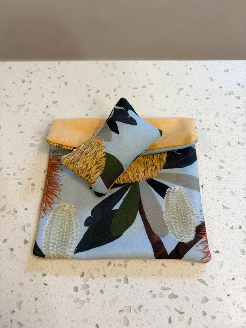 Handmade 1:12 Scale Banksia Dollhouse Bedding Set | Miniature Quilt & Pillow | Fits Maileg Vintage Single Bed